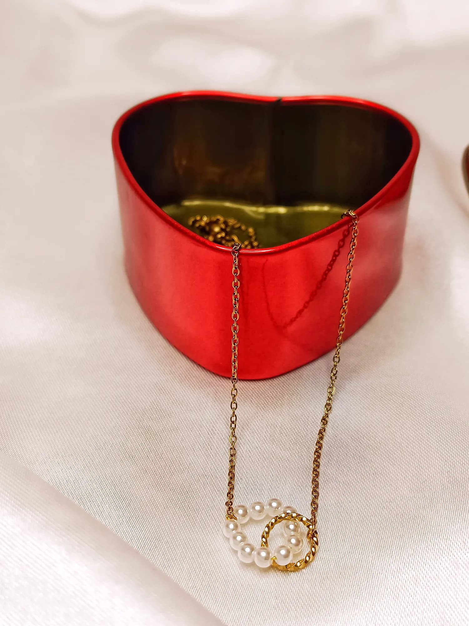 Elegant Pearl Ring Pendant Necklace – Gold Finish - Image 2